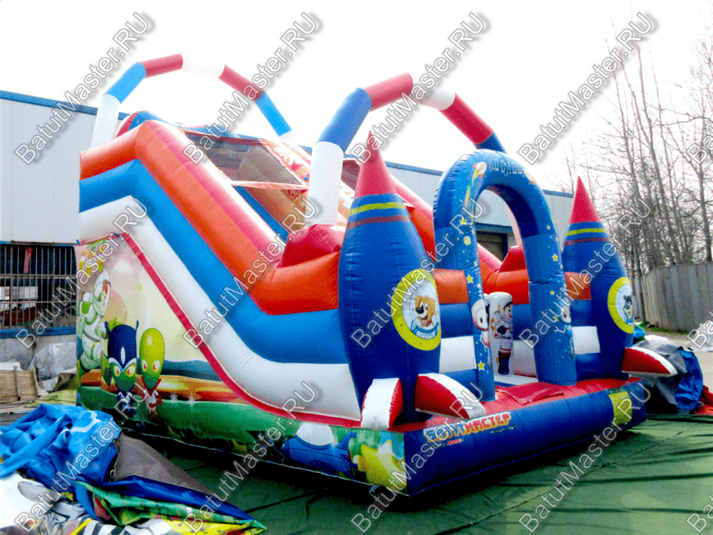 Надувная горка "Лунатик", размер 5*4*4,5 м.