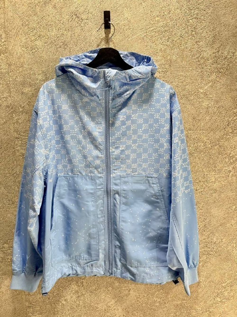 Ветровка Louis Vuitton