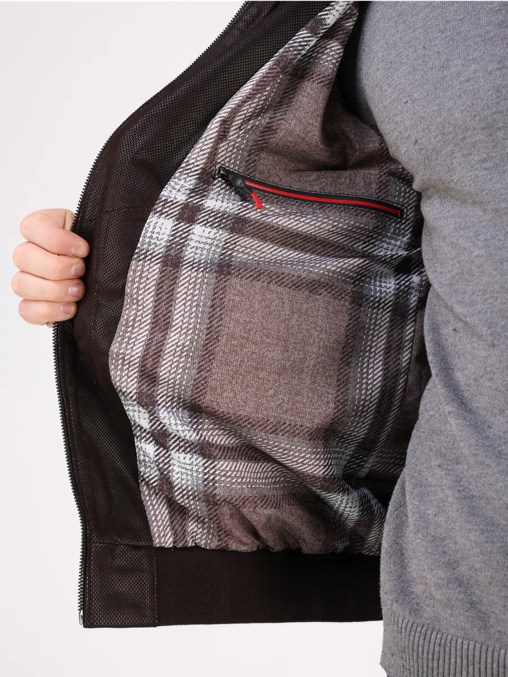 Кожаная куртка демисезонная замшевая с капюшоном