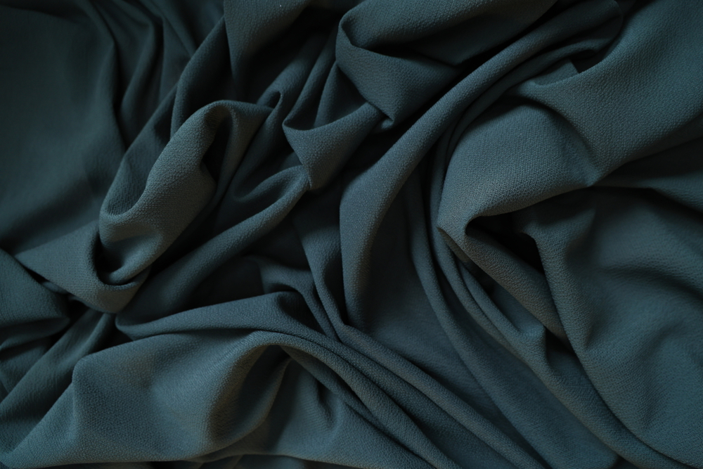 Креп плательный "Кубик" темно-серо-зеленый