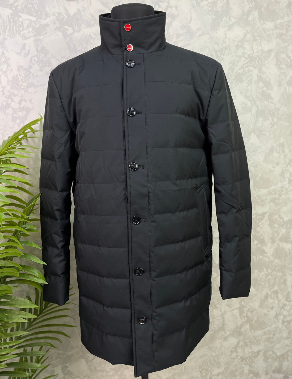 Пуховик Kiton