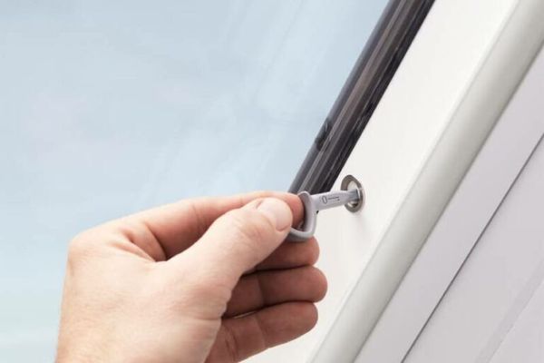 Аксессуары на ручном управлении VELUX