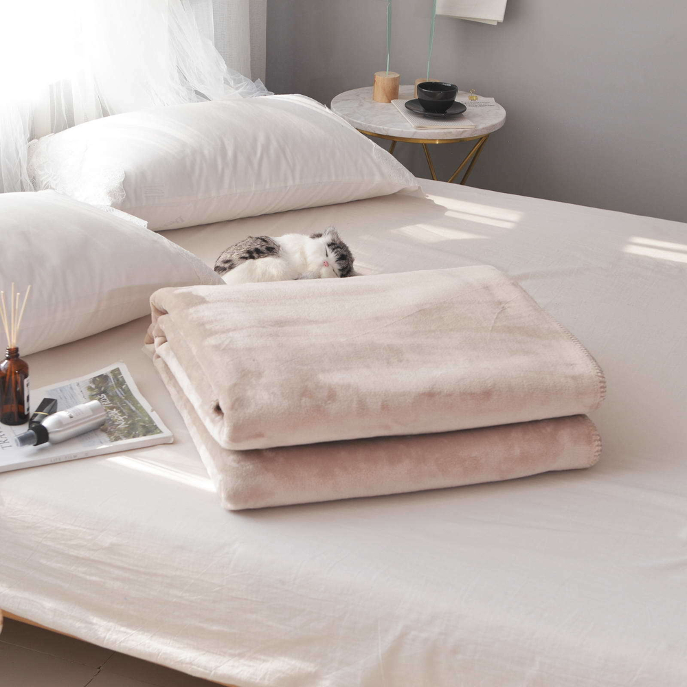 Покрывало 220х240 Sofi De MarkO София Н. бежевое