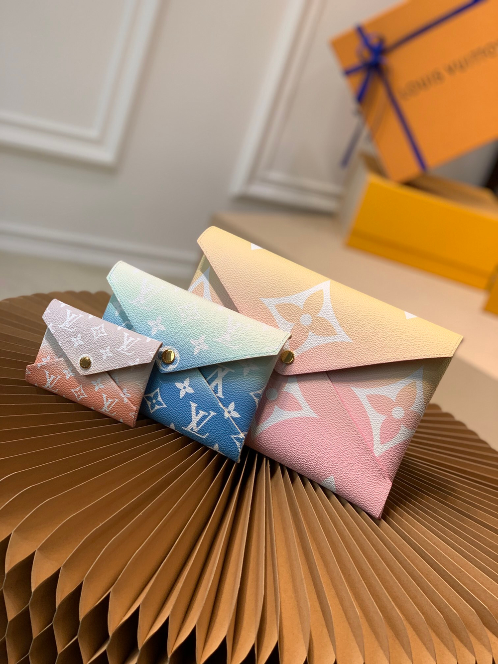 Louis Vuitton Kirigami Pochette