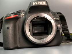 Nikon D5100 Kit 18-55mm 3.5-5.6G VR 11.000 кадров