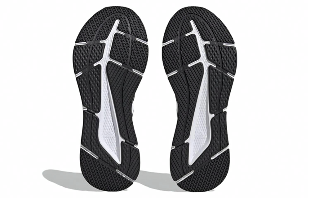 Кроссовки Adidas Questar