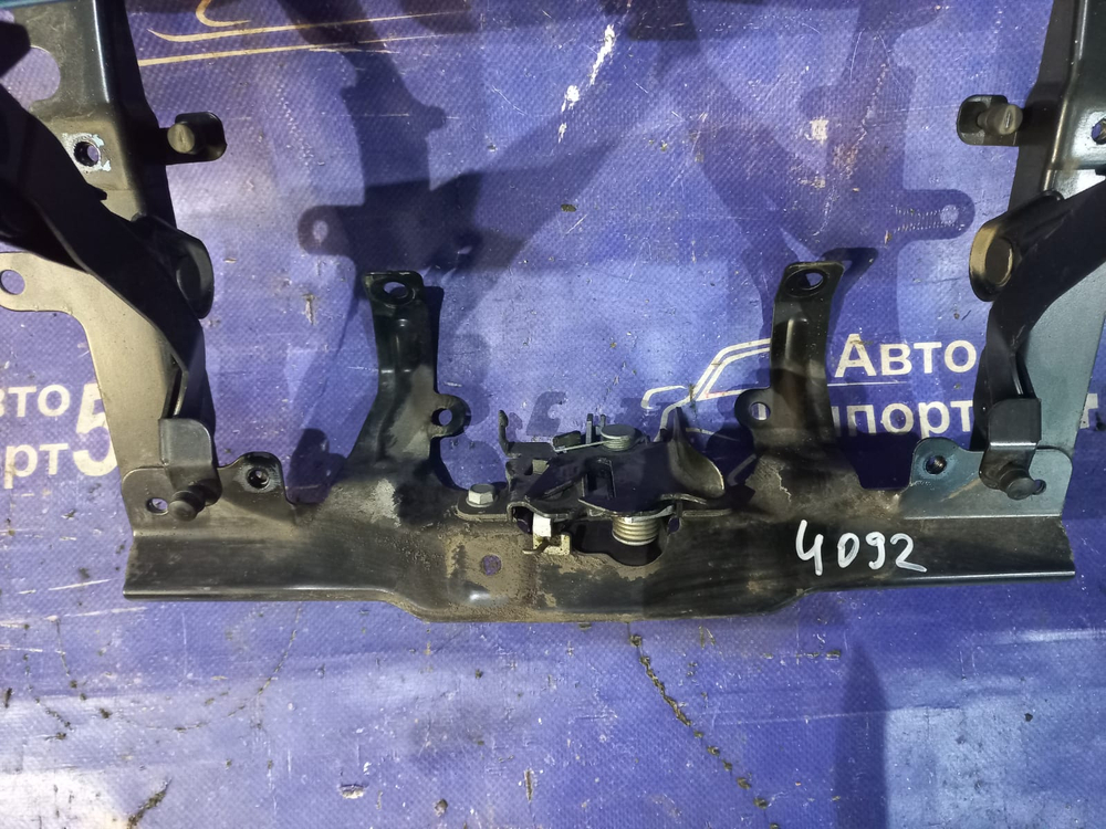 Лючок бензобака NISSAN LEAF 2009-2017