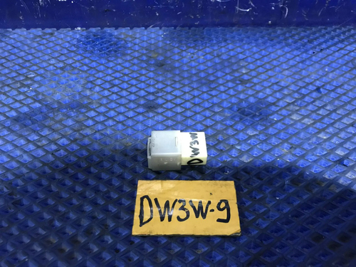 Реле поворотов MAZDA DEMIO 2000