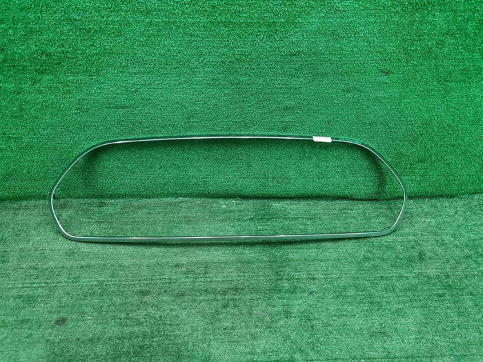 Молдинг решетки радиатора Mini Clubman F54 (19-нв)