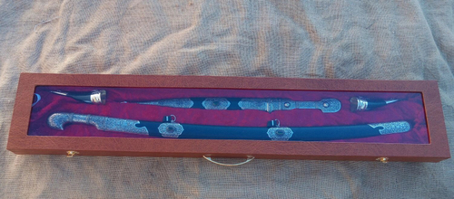 Большой подарочный набор "Кавказ 3" (Шашка казачья, кинжал кавказский, 2 рога для вина)