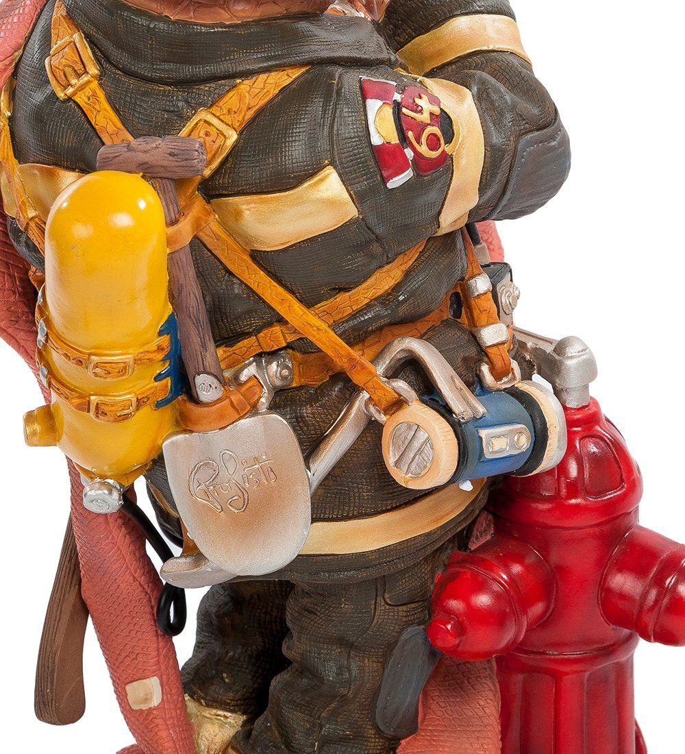 PRO-16 Статуэтка «Пожарный» (Profisti.Parastone)