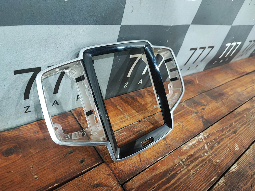 Накладка консоли Volvo XC90 2 14-нв Б/У Оригинал 31393582