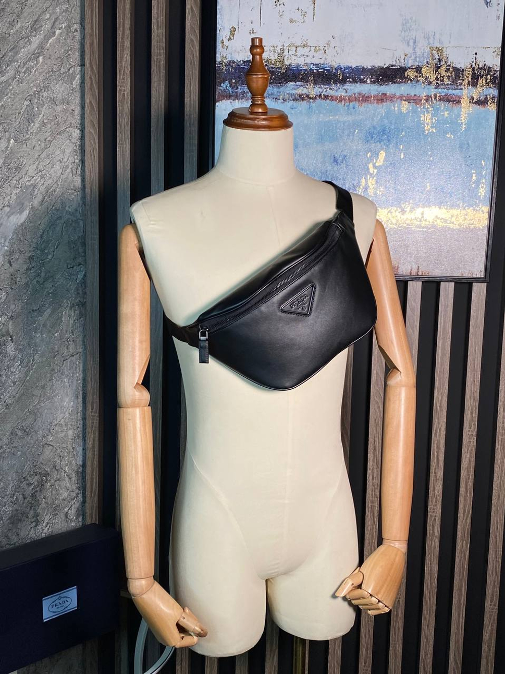 Сумка поясная Prada