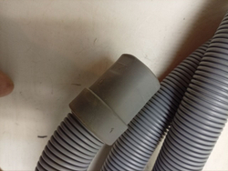 WMSD7105B кт17 Сливной шланг для стиральных машин Indesit Ariston C00091775 б/у