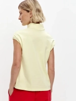 Футболка дизайнерская с цельнокроеным воротником