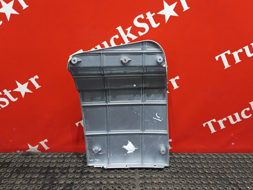 Спойлер кабины боковой верхний правый 2023г.