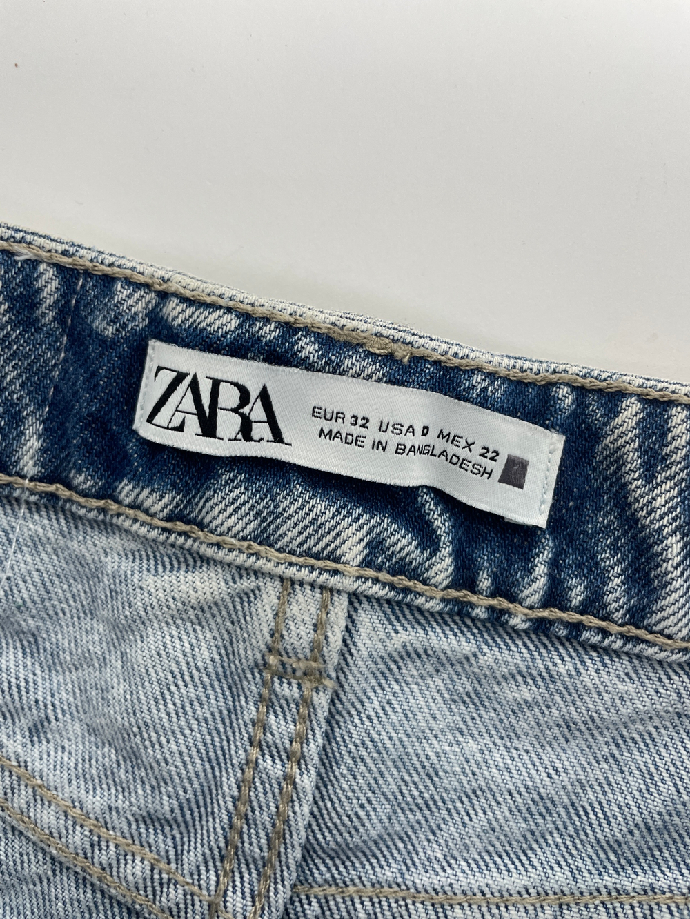 Шорты Zara