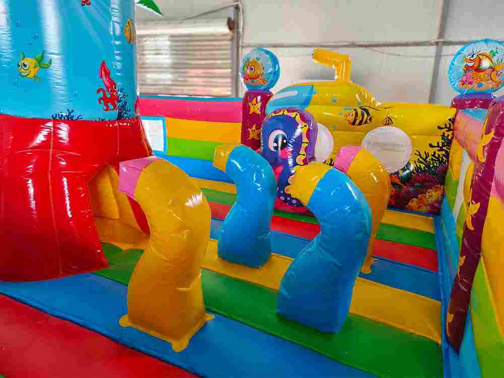 Коммерческий надувной батут "На морском дне" 7*6*5 м