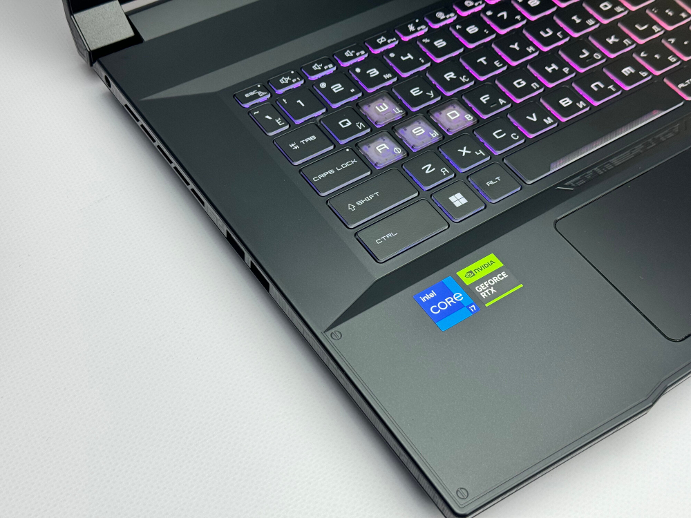Игровой ноутбук MSI Katana B12V i7-12650H/16GB(RAM)/1TB(SSD)/RTX4070(8GB)/17.3/144Hz/WIN11PRO