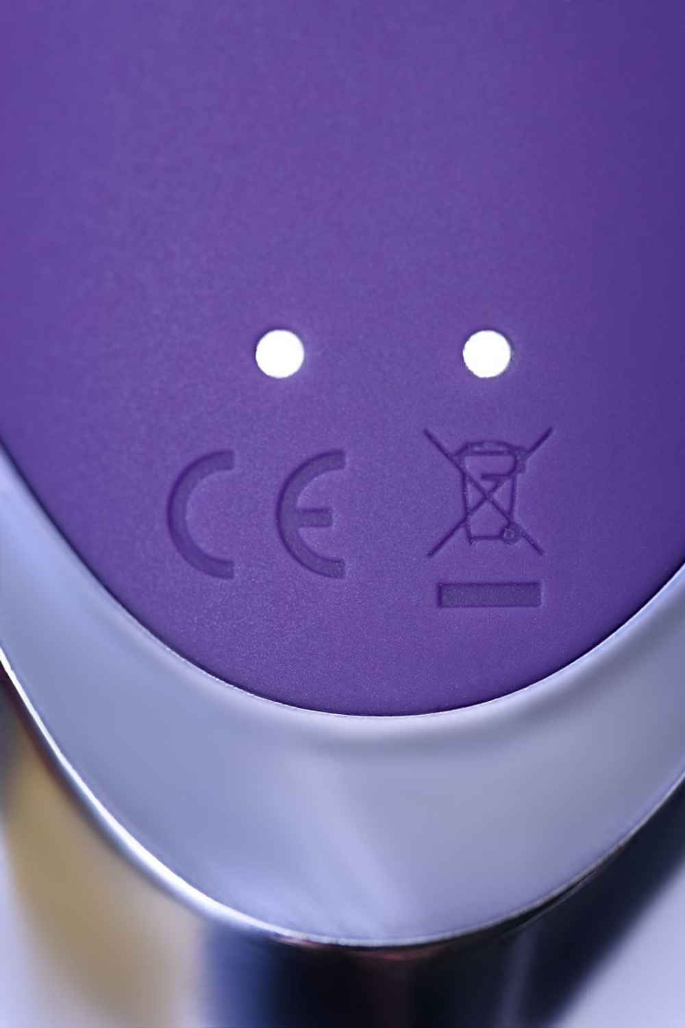 Фиолетовый вибромассажер Satisfyer Purple Pleasure (Цвет: фиолетовый)