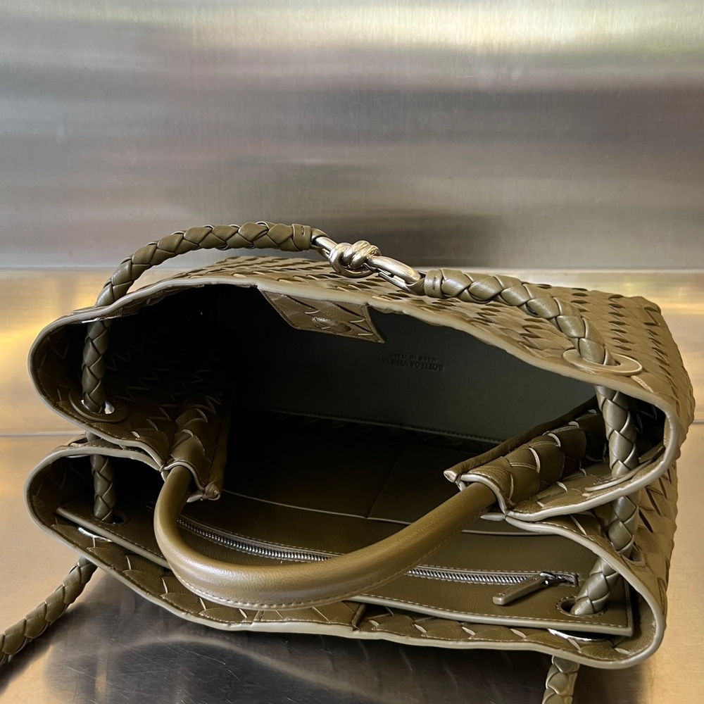 Bottega Veneta Medium Andiamo 32 cm