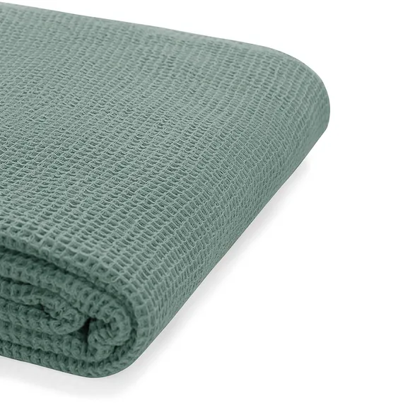 Покрывало вафельное из хлопка цвета шалфея из коллекции essential, 230х250 см