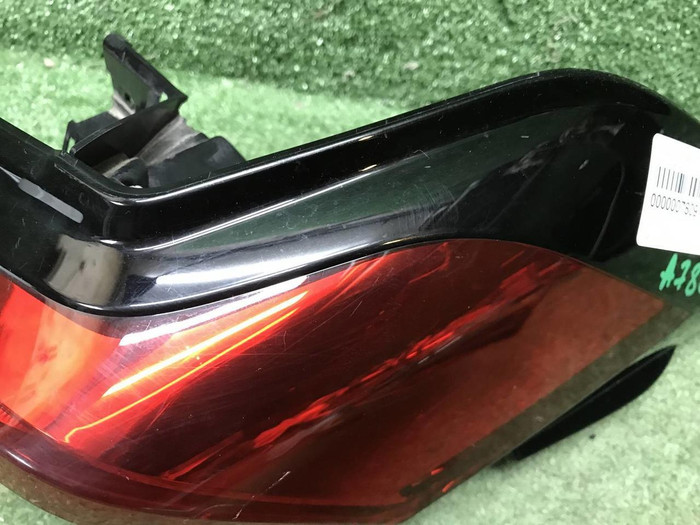 Фонарь правый внешний Toyota RAV4 5 XA50 (18-нв)