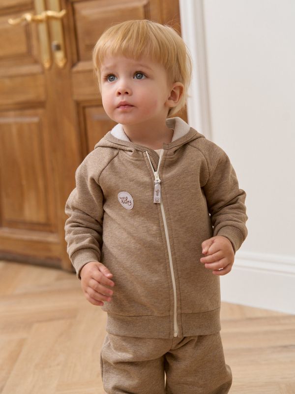 Костюм с толстовкой 