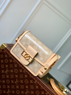 Louis Vuitton Mini Dauphine