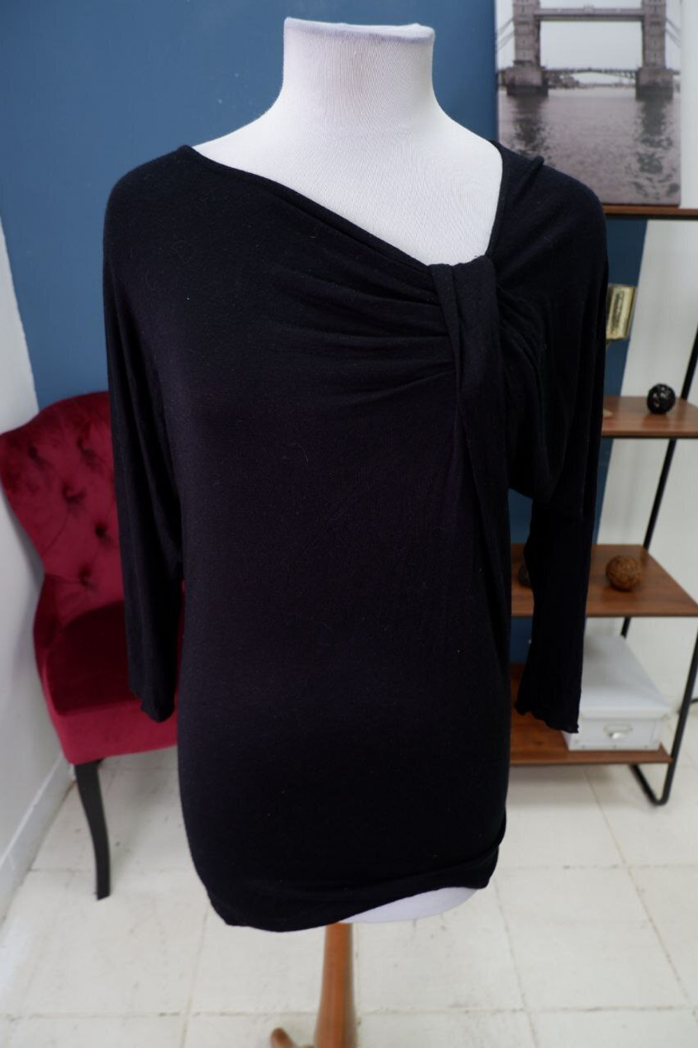 Джемпер Francesco Donni  из вискозы 44 размер