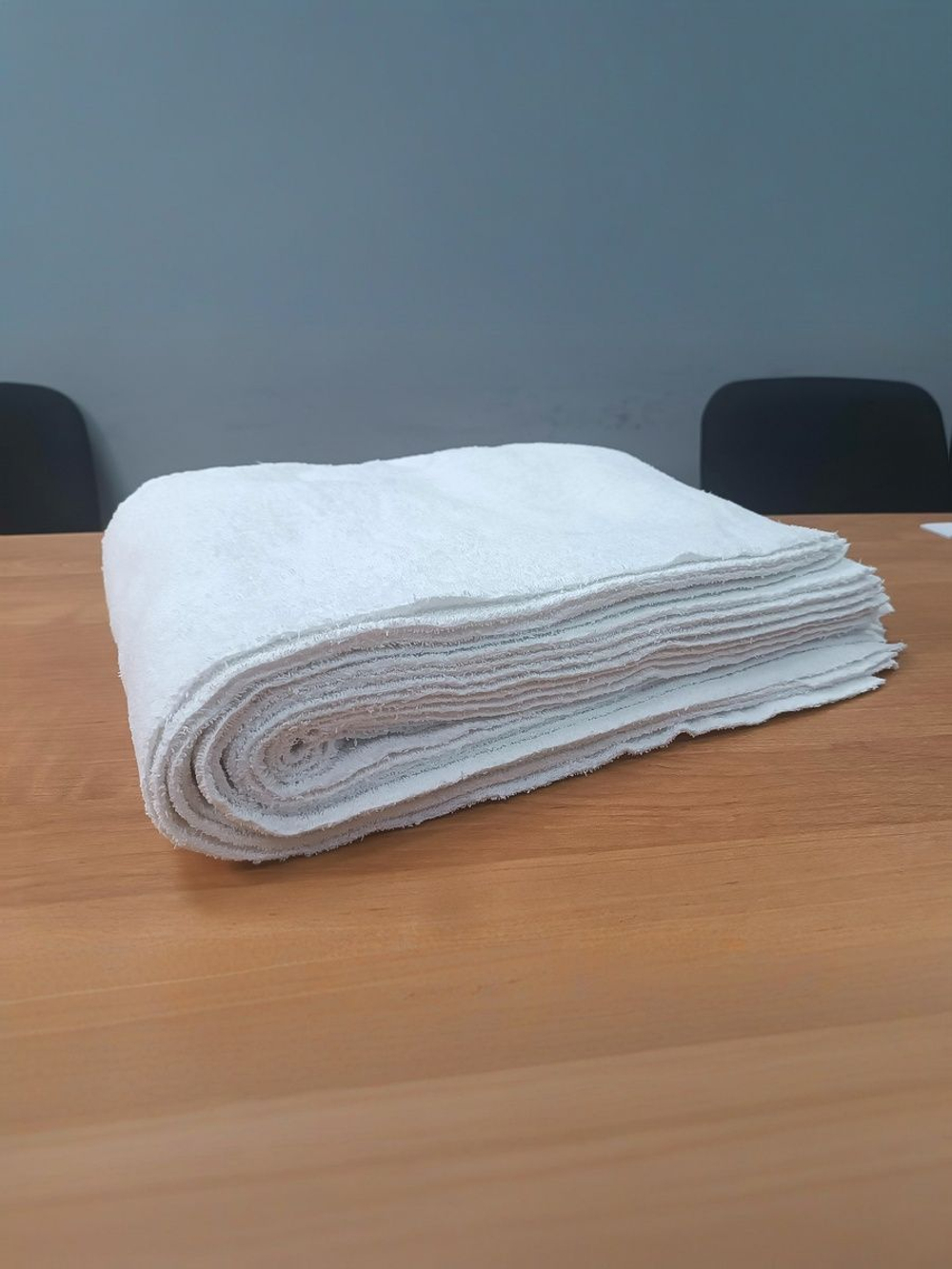 Ветошь белая махровая 100% ХБ (разрезанные полотенца 30x70 см) в тюках по 2 кг