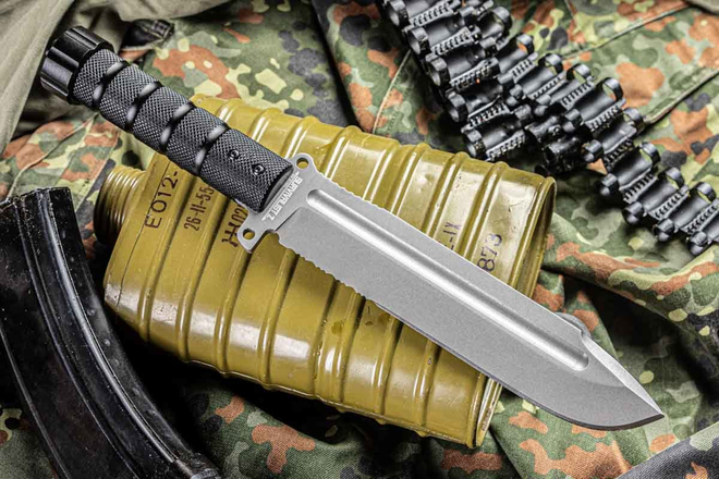 Нож выживания Survivalist Z D2 TacWash Serrated