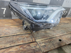 Фара правая галоген Toyota RAV4 IV (XA40) 15-19 Б/У Оригинал 8113042650