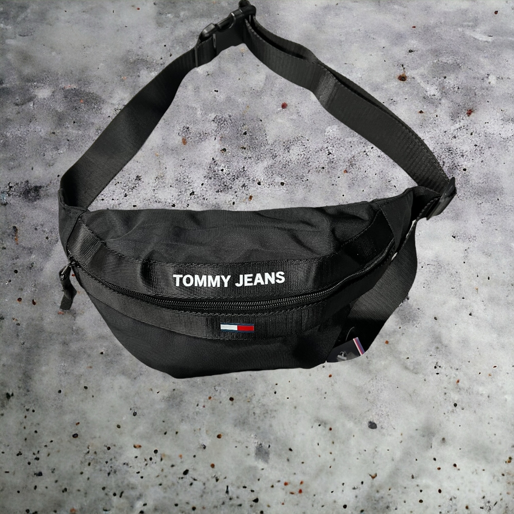 Сумка Tommy Hilfiger #2 • Черный