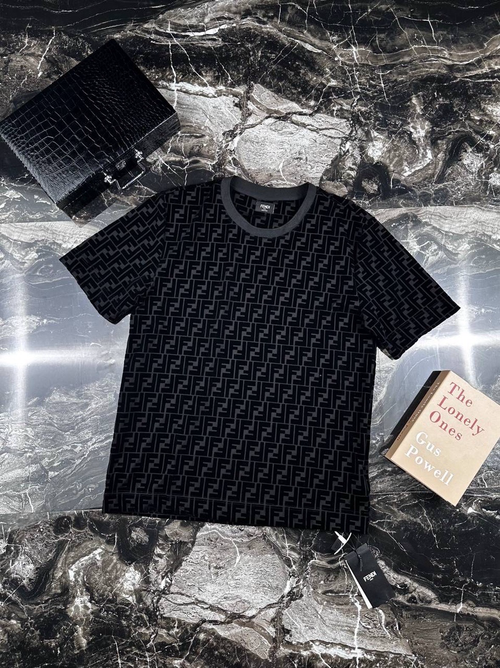 Футболка Fendi