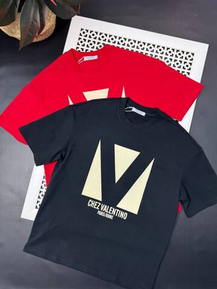 Футболка Valentino