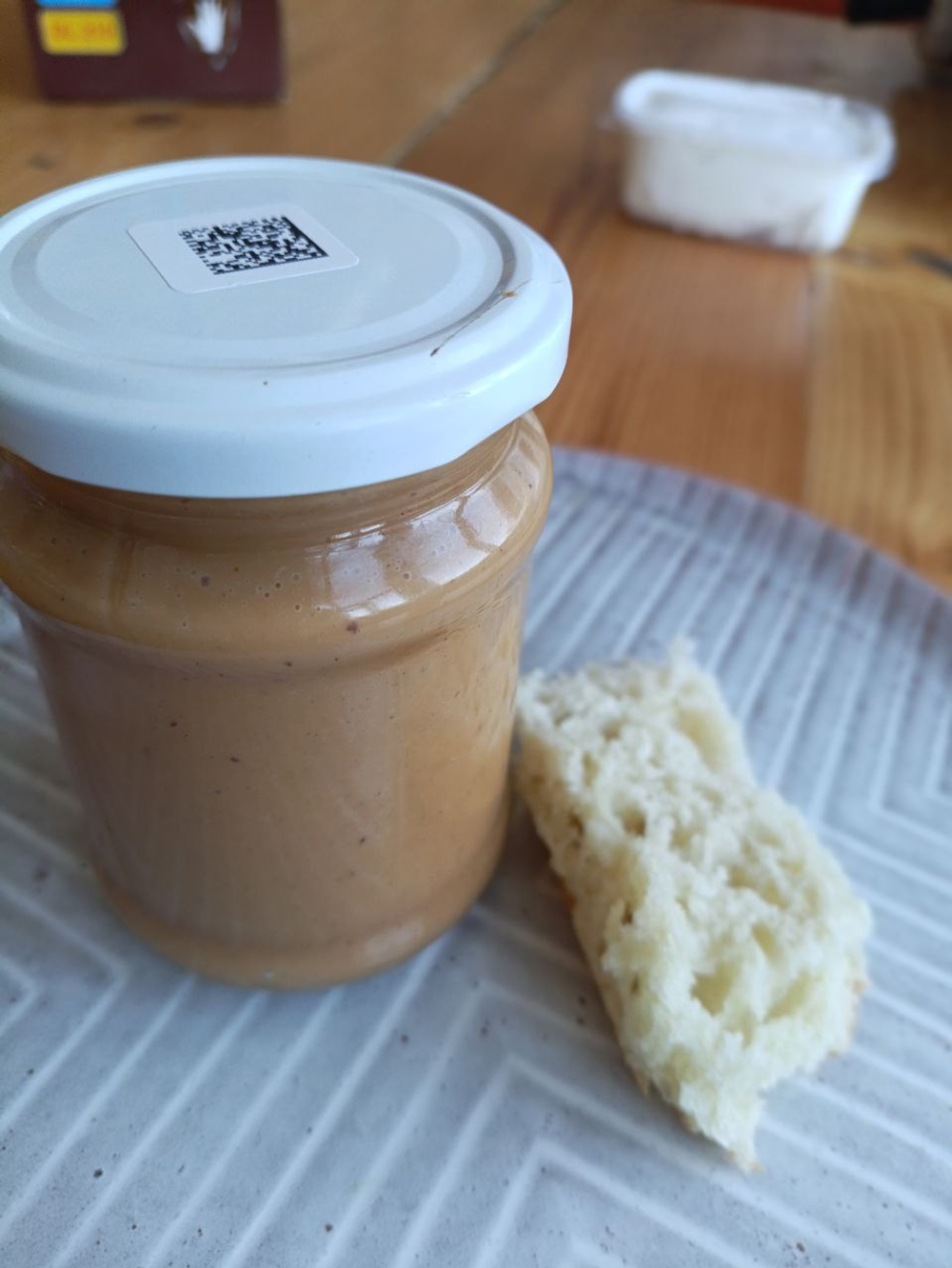 Козий карамельный соус Кахета