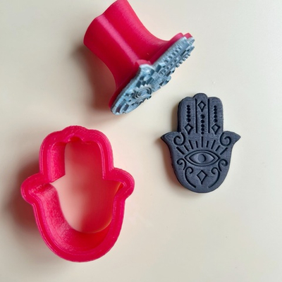 Штамп с вырубкой "Хамса»