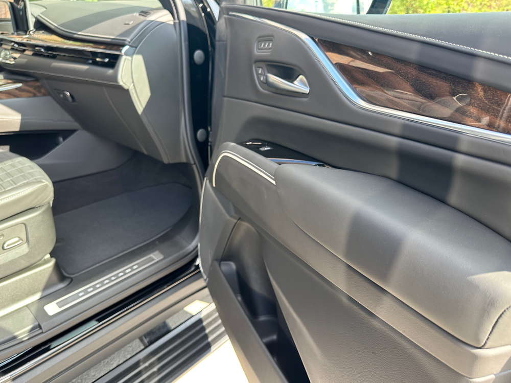 Cadillac Escalade ESV, 2023