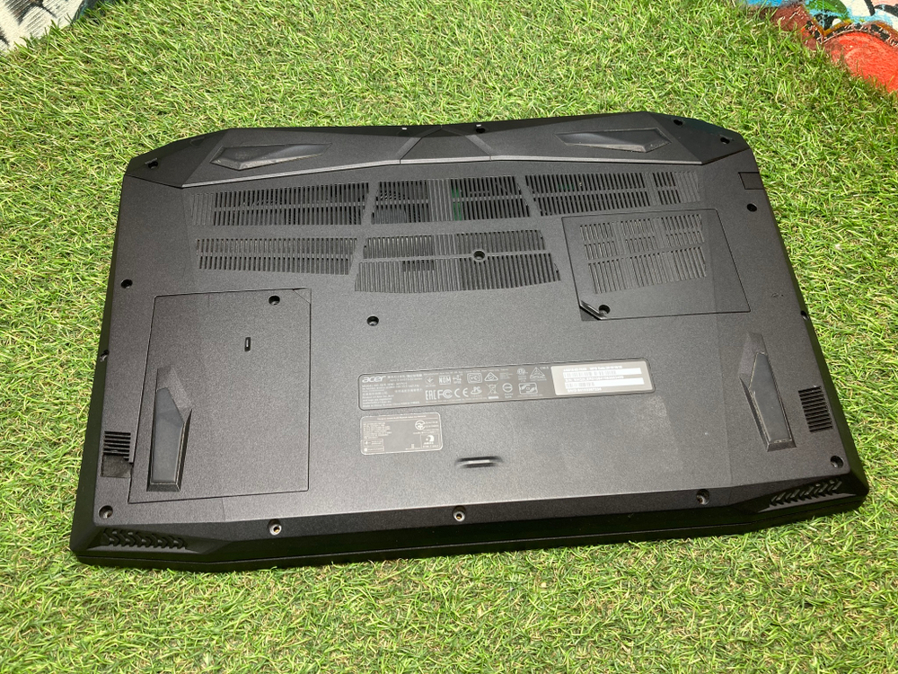 Acer Nirto 5 i7/RAM32/SSD256/HDD1TB/1050Ti N17C1 Windows 10