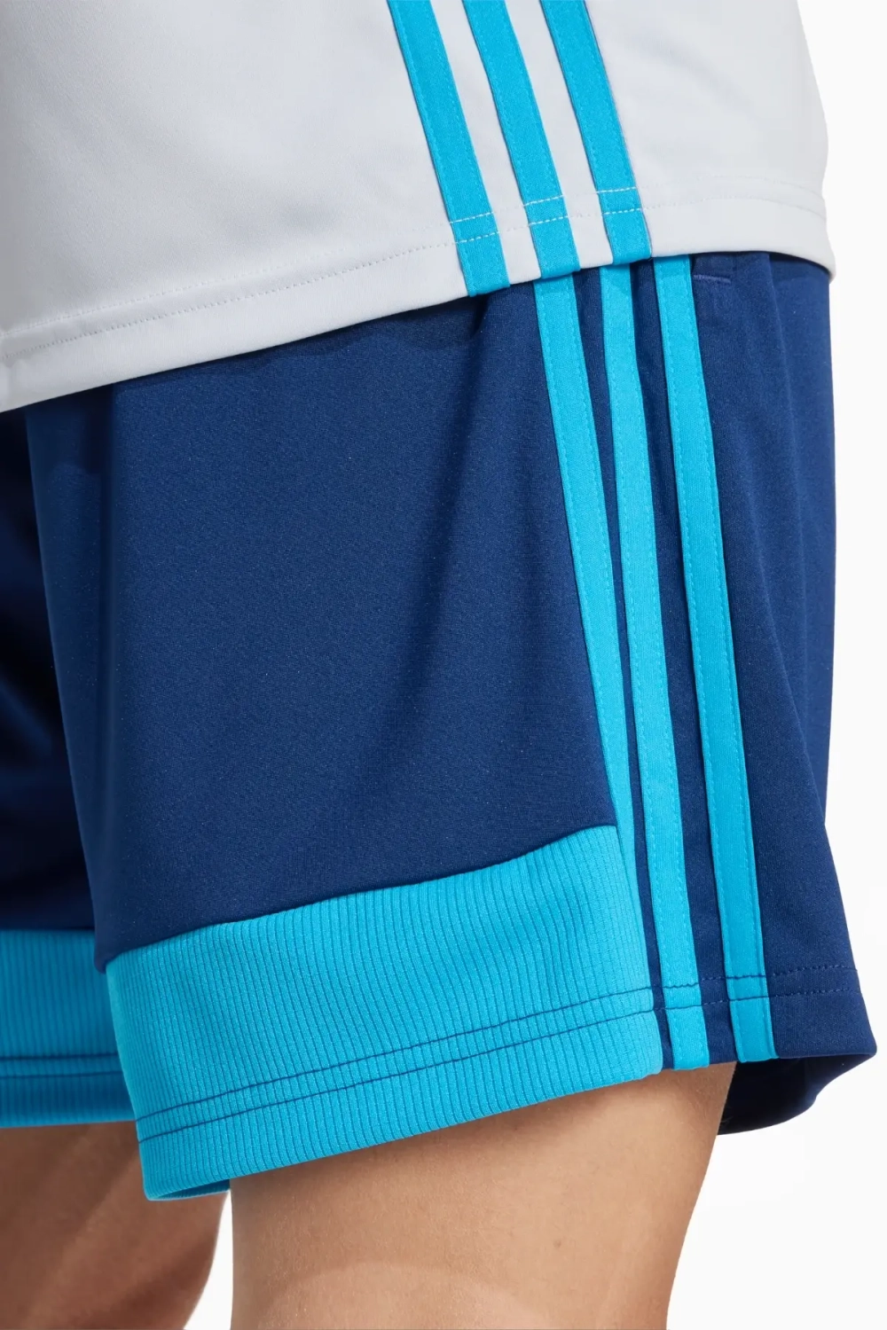 Шорты adidas Tiro 25 Essentials - темно-синий