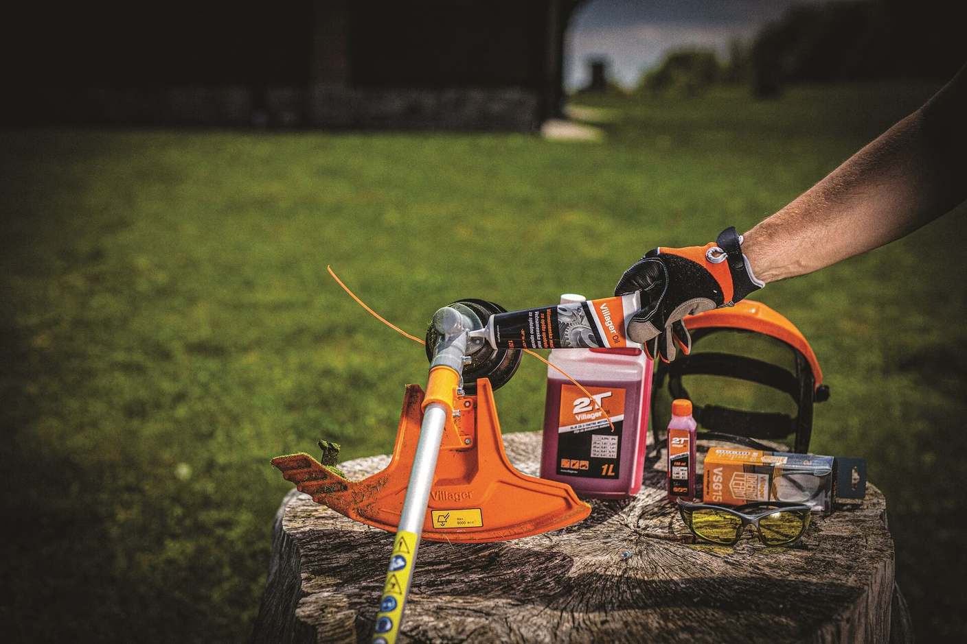 Подготовка инструмента к дачному сезону: обслуживание аккумуляторов, замена щеток, смазка