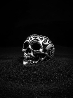 Шарм Череп Tribal Skull из серебра