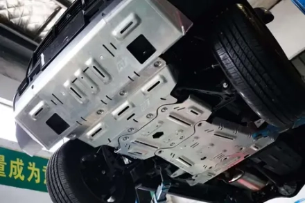 Защита картера для BAIC BJ40 2023+ Байк защитный обвес