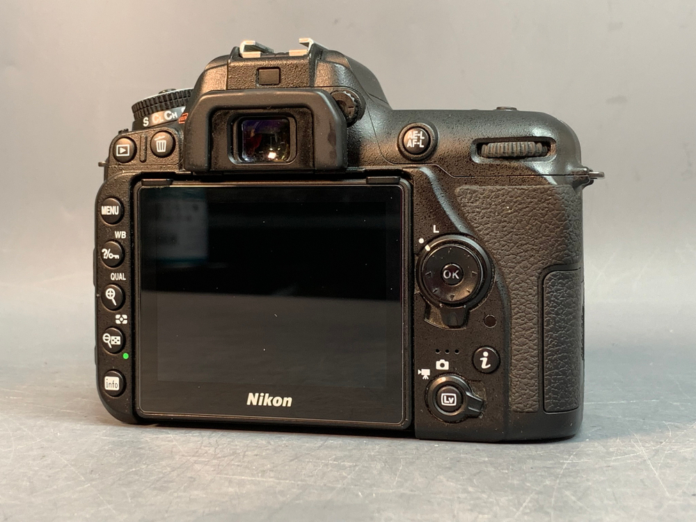 Nikon D7500 149.307 Кадров