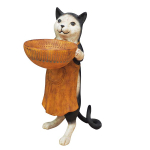 Кот с чашей