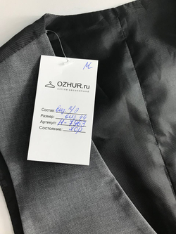 Жилет для классического стиля, визуально на 44 размер