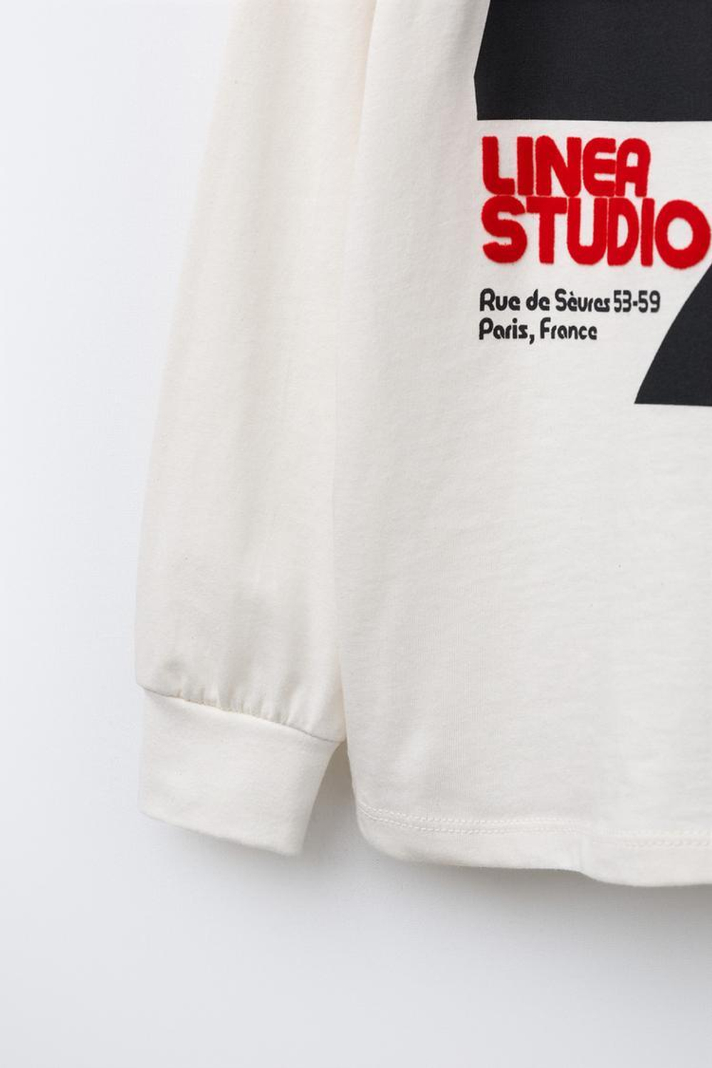 ZARA ЛОНГСЛИВ С РЕЛЬЕФНЫМ ПРИНТОМ, ЭКРЮ