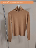 Джемпер с высоким воротом