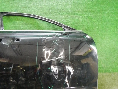 Дверь передняя правая Genesis G90 (2016-2022)